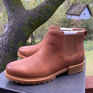 🍁NWT🍁 Sorel Emelie II Chelsea Bootie
